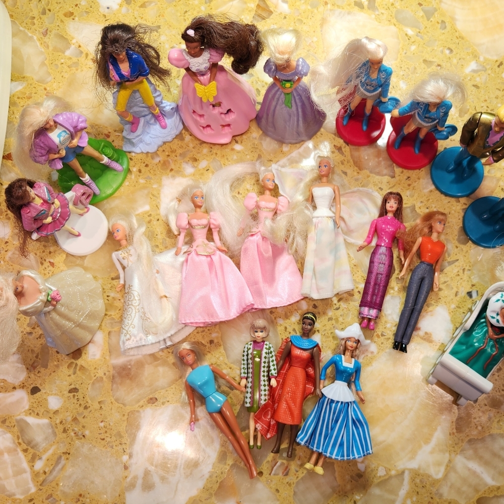 Mc Donalds Barbies